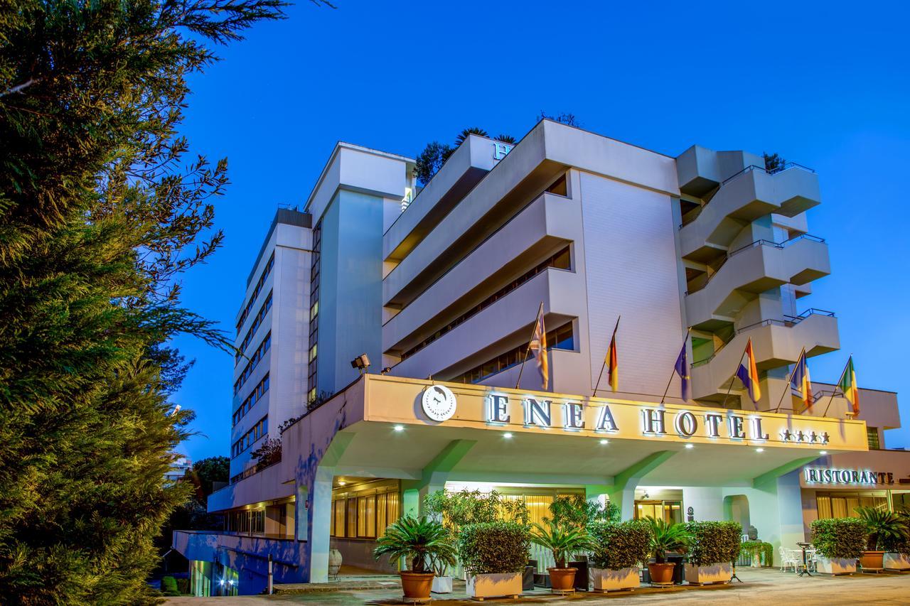 Enea Hotel Помеция Екстериор снимка